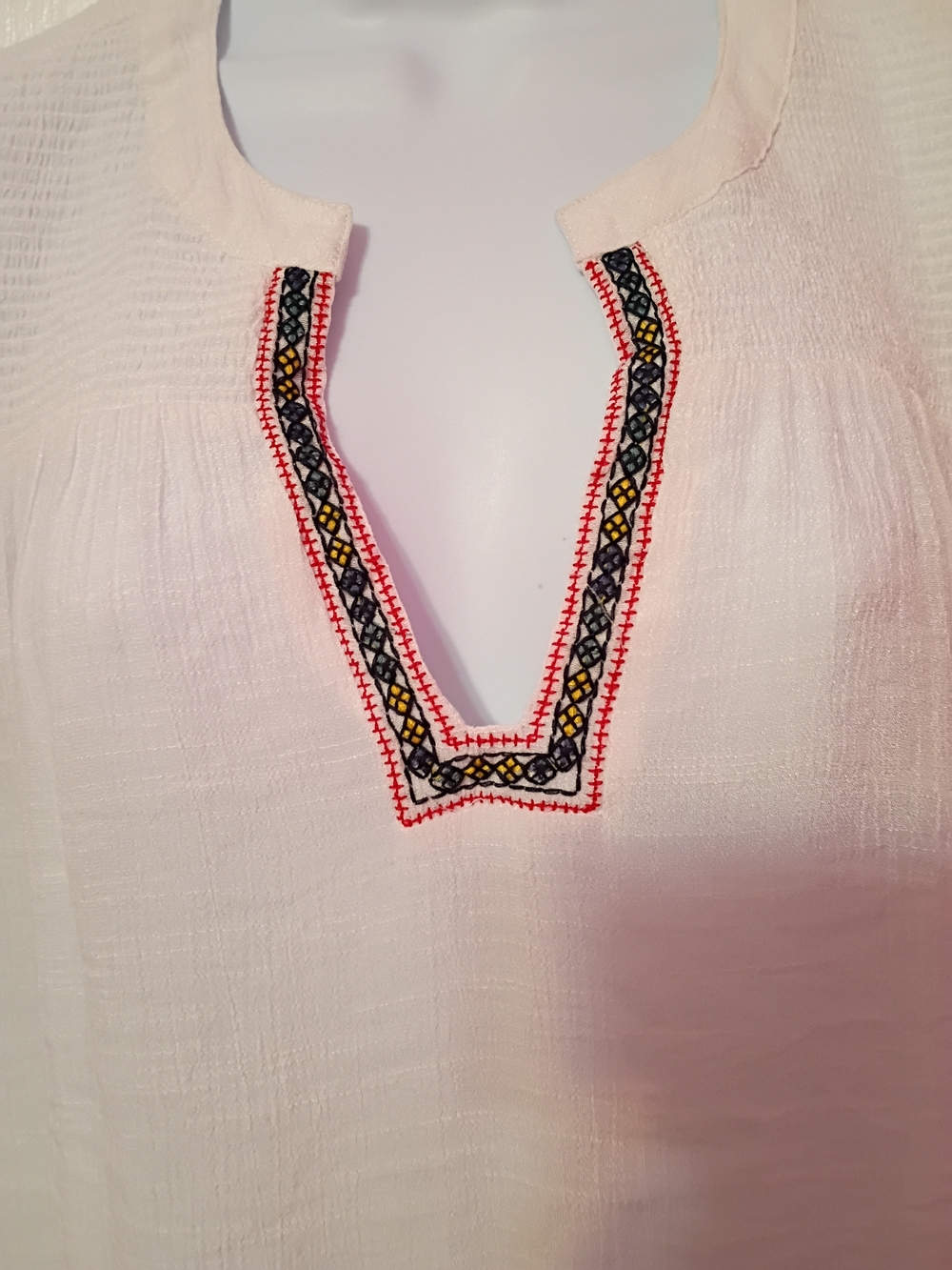 Boho White Embroidered Peasant Top - Picture 2 of 9